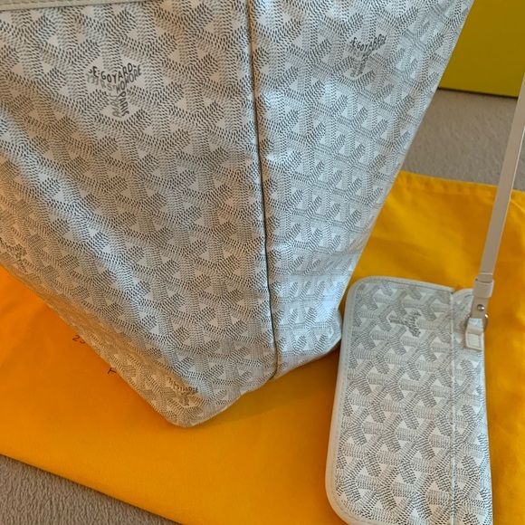 GOYARD St. Louis PM Tote - Picture 8 of 11